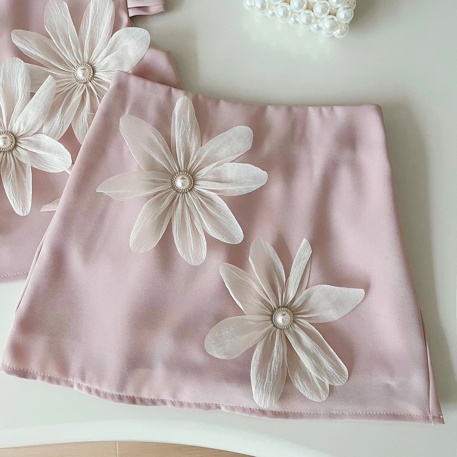 Children's Clothing Sets Three-dimensional Flower Small Flying Sleeve Doll Shirt + Shorts T2pcs Sets Baby Girl Clothes Set - Image 5